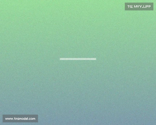 穆里尼奥独自登机离开伊斯坦布尔背影落寞人群中显得格外孤单